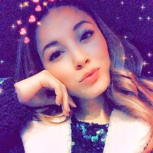 Meet your Posher, Janisa